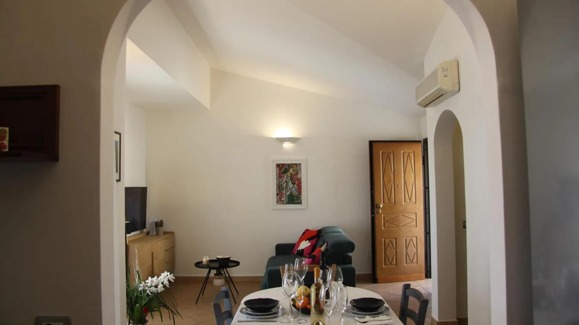Apartament La Terrazza Del Faro Olbia